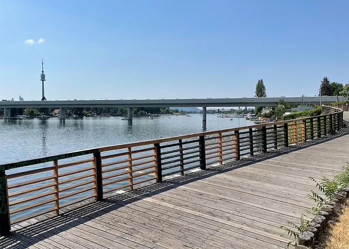 Modern Danube Апартаменти Відень